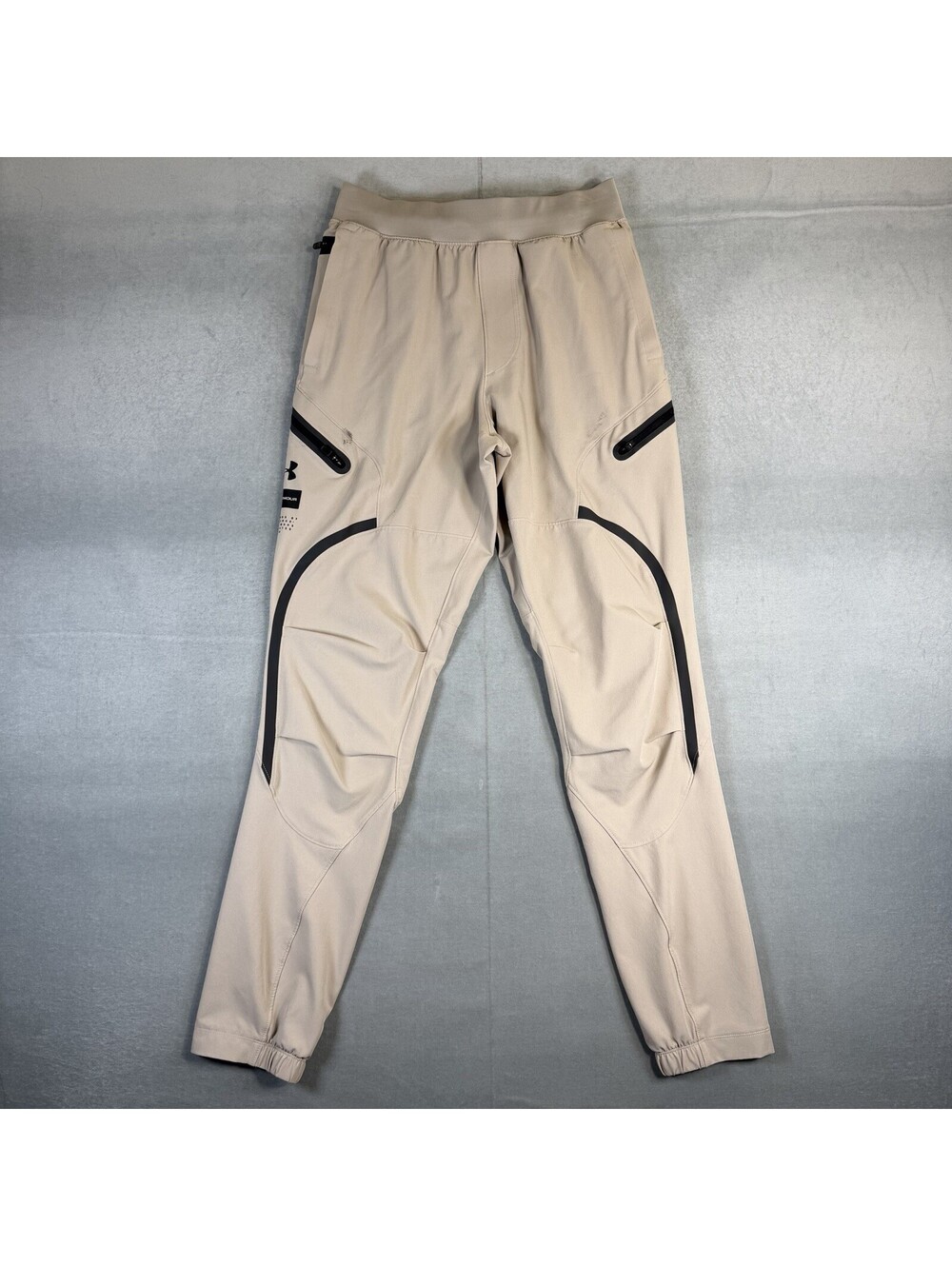Under Armour Unstoppable Cargo Joggers Pants Mens Small Beige Fitted 1352026
